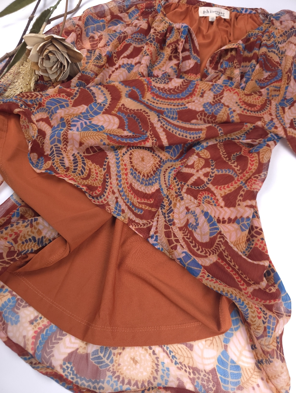 Philosophy Printed Sheer Blouse in Rust, Blue & Pink Sz Sz L - Picture 8 of 10